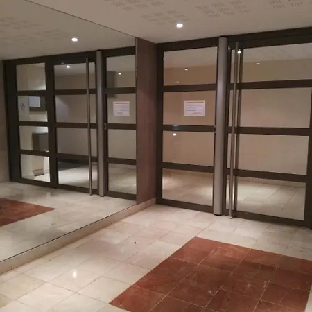 Superbe Dans Le Quartier De La Gare רואן